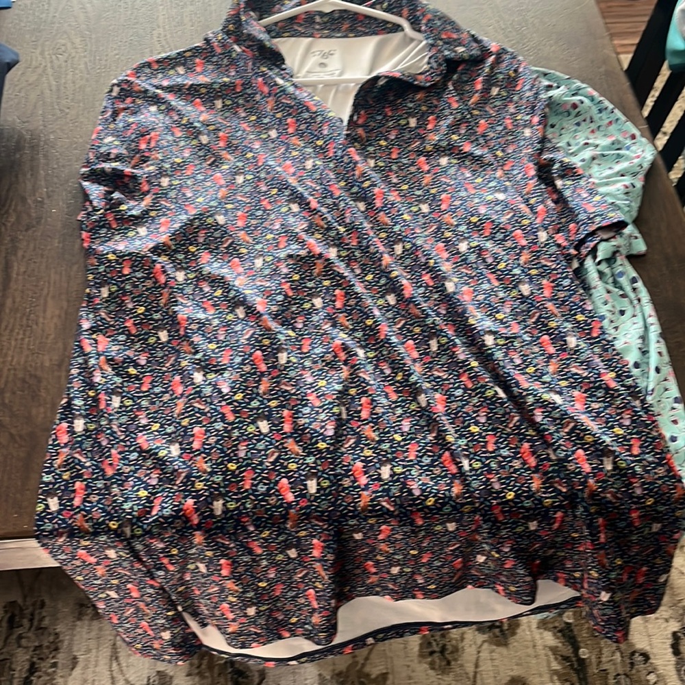 Large golf shirt with different donut prints new!